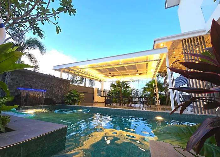 Jonker Street New Cozy Home 20Pax Swimming Pool Karaoke