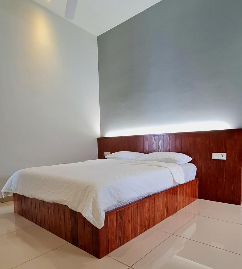 Jonker Street New Cozy 20pax Swimming Pool Karaoke *