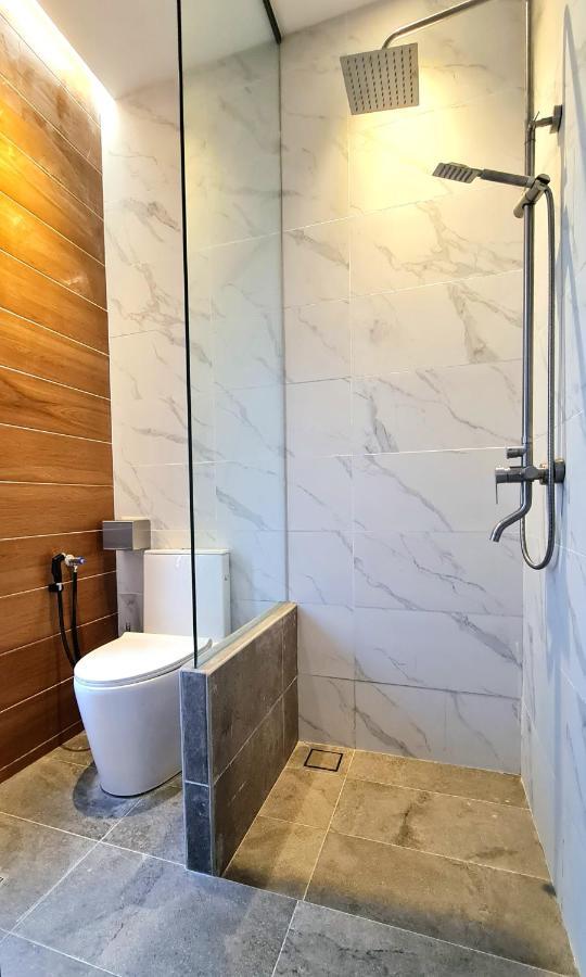 Jonker Street New Cozy 20pax Swimming Pool Karaoke Holiday home *