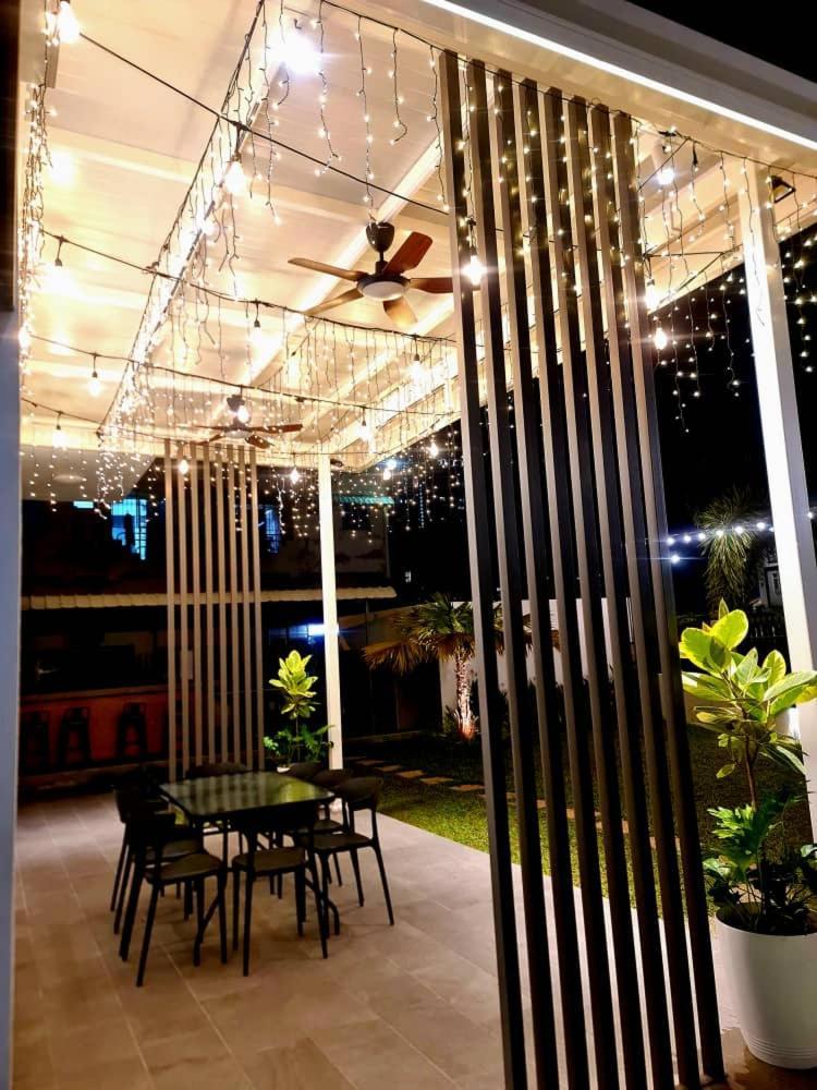 Jonker Street New Cozy 20pax Swimming Pool Karaoke * Malacca
