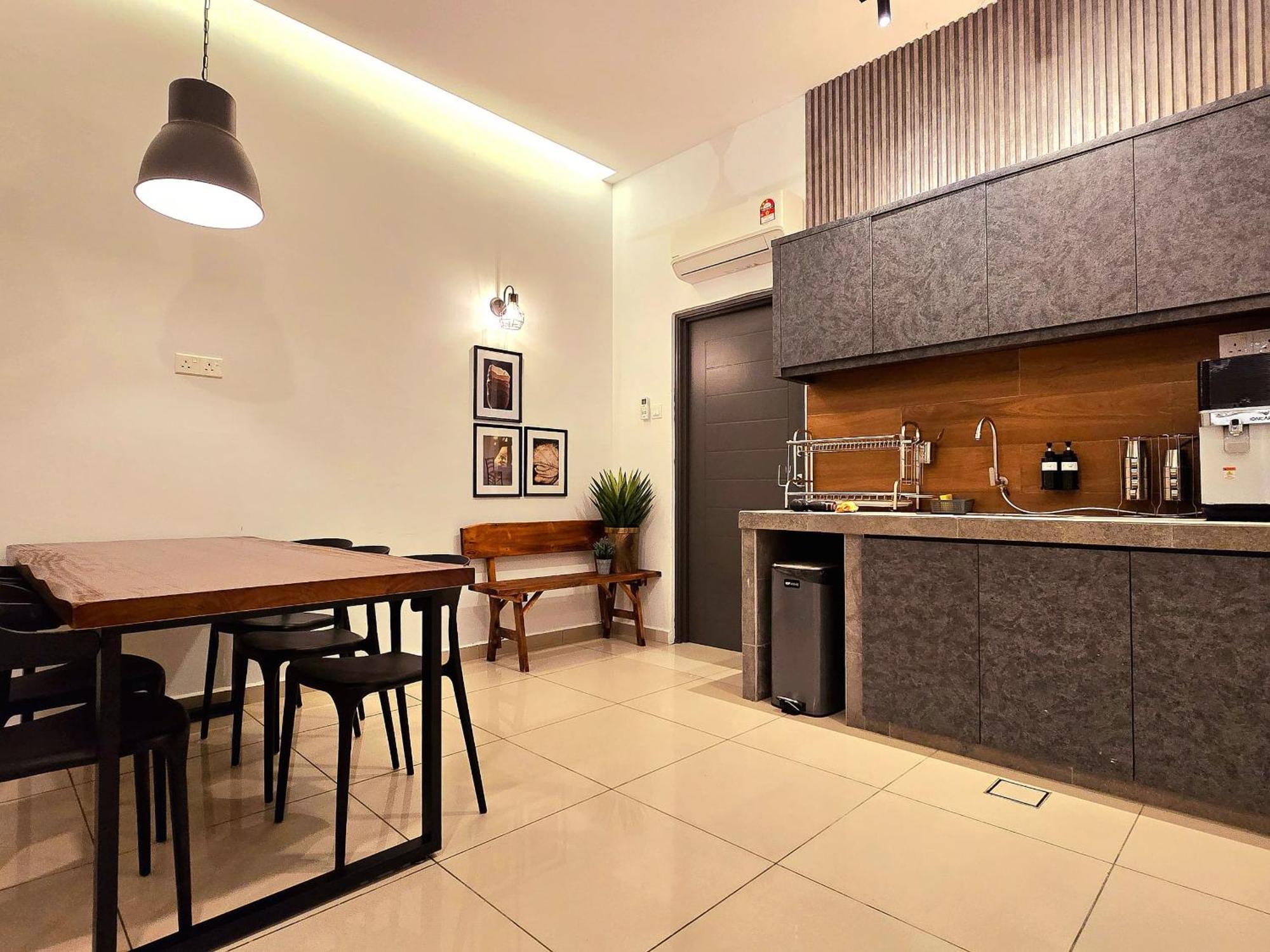Jonker Street New Cozy 20pax Swimming Pool Karaoke * Malacca