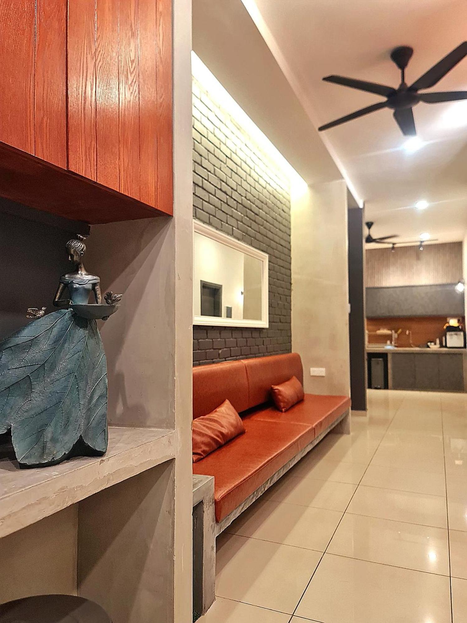 Jonker Street New Cozy 20pax Swimming Pool Karaoke Holiday home Malacca